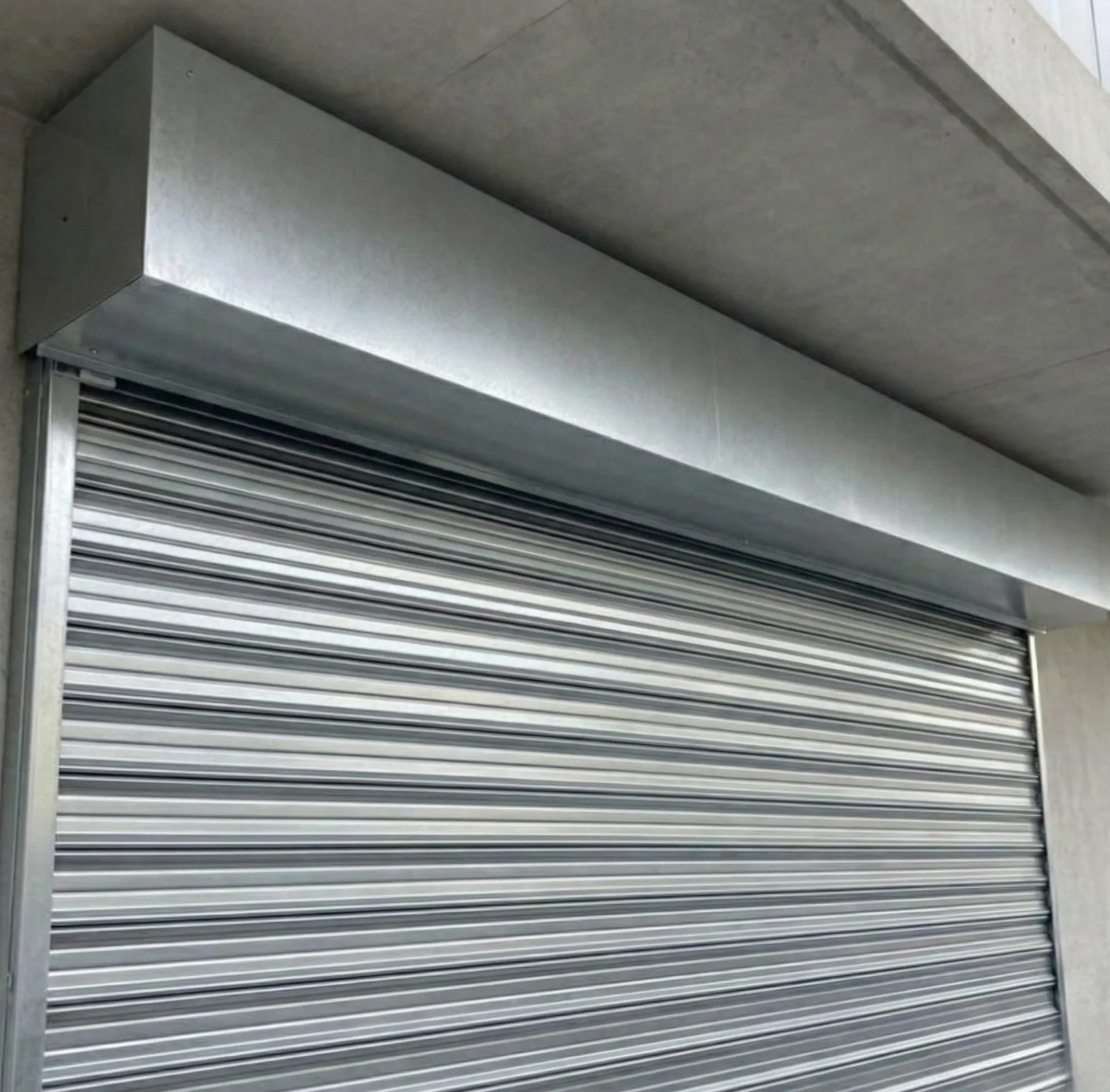 Formats de rideau metallique disponibles a Bayonne